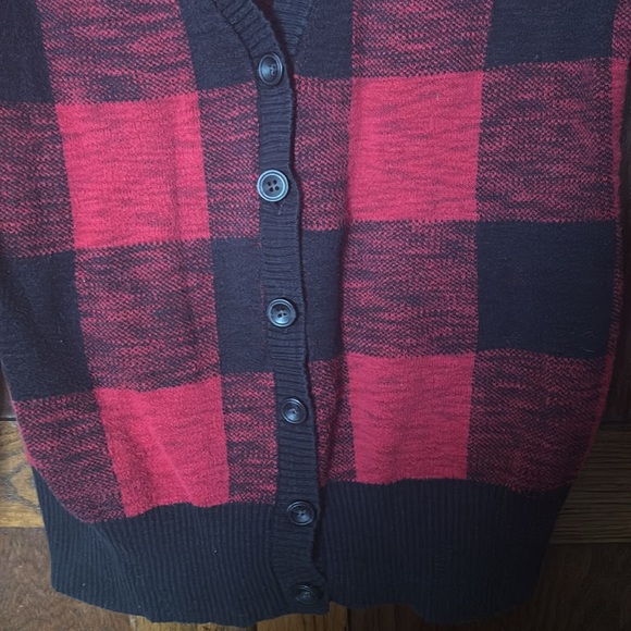 Buffalo Check Sweater - Picture 3 of 3